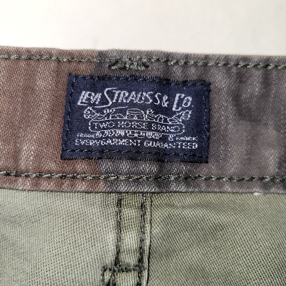 Levi Strauss Two Horse Brand Camo Cargo Shorts Men Size 38 Levi's - Picture 3 of 6